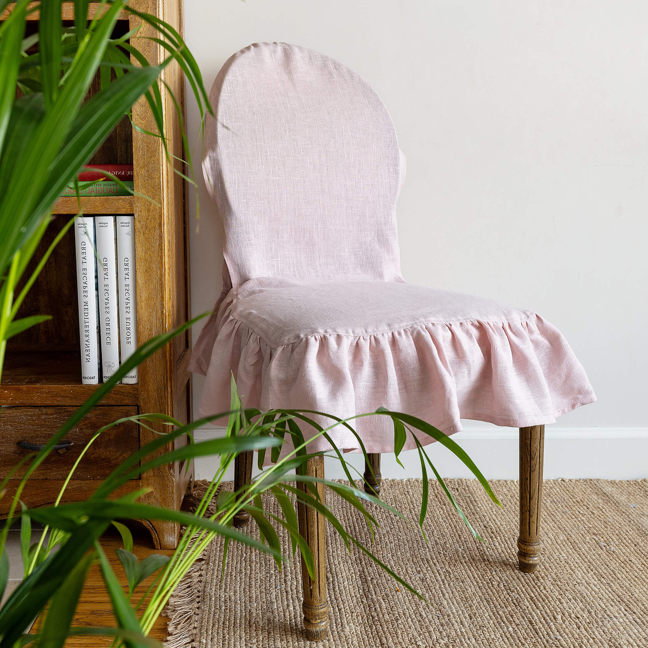 Quartz rose linen ruffled full chair cover in heavyweight 260 g/m² European linen