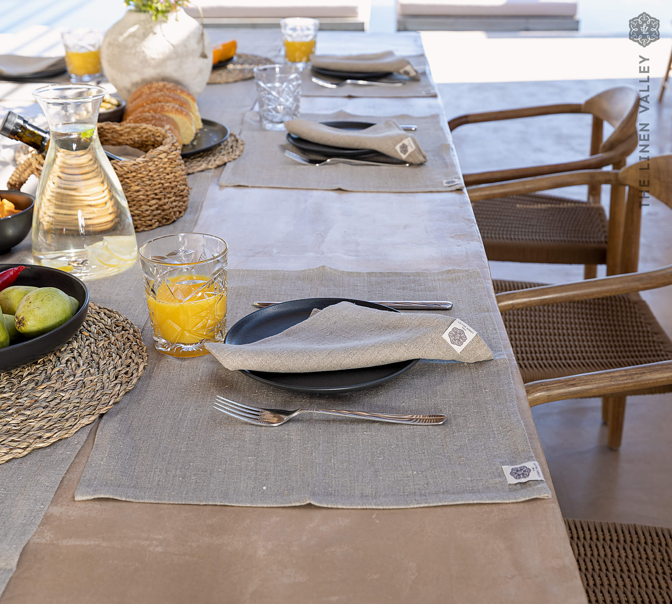 Introducing our teal blue linen napkins set, designed to elevate your dining experience with a touch of warmth and charm.