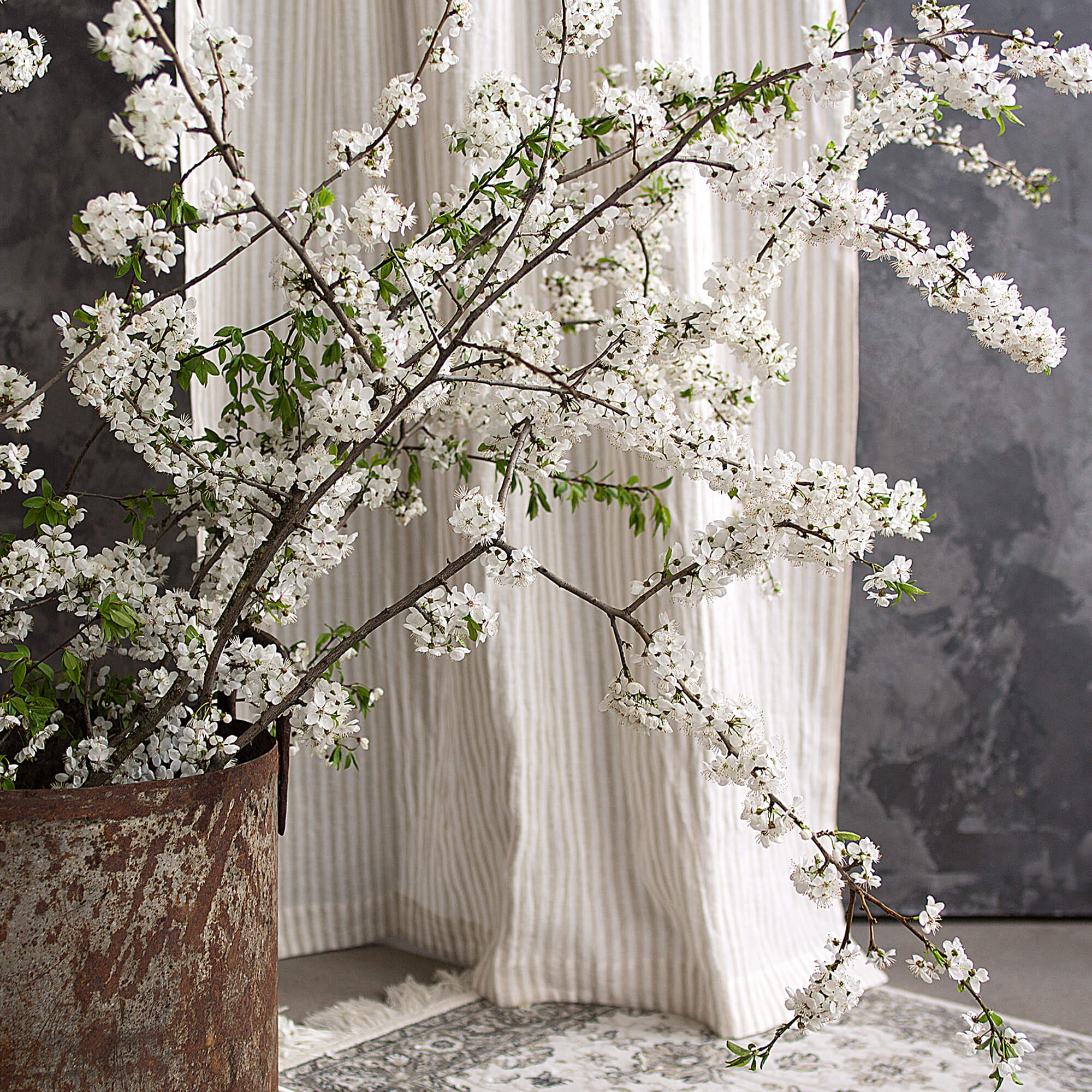 Our rod pocket striped linen curtains are designed and made to give your home a unique and timeless charm, and no matter the style of your home, linen can fit into any interior.