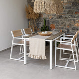 Give your table a touch of distinction and decoration with our unbleached linen table runner with ruffle. Use the table runner on its own or combine it with a linen tablecloth, placemats or napkins.