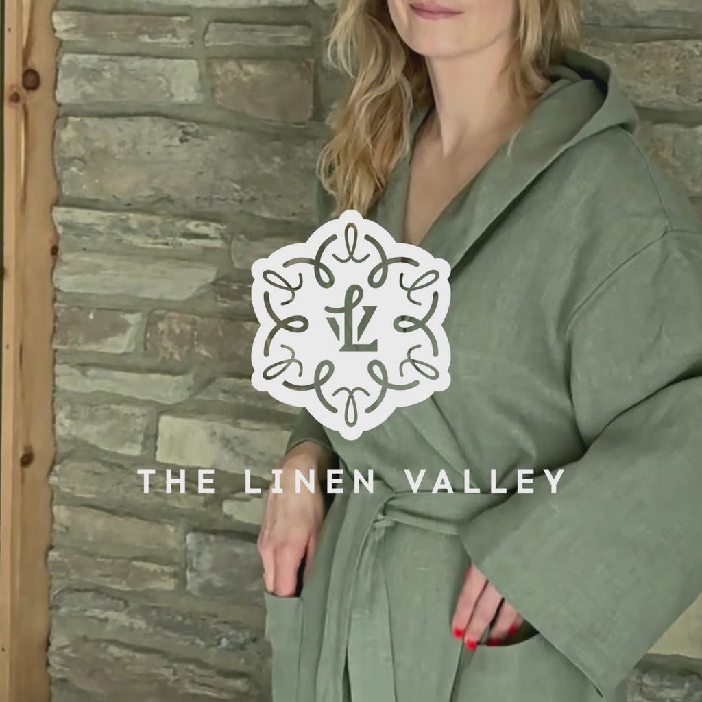 Immerse yourself in our natural linen bathrobe and enjoy the exceptional comfort and elegance, breathability of natural linen. Our linen bathrobe is designed and crafted with exceptional attention to detail, fabric and long-lasting practicality.