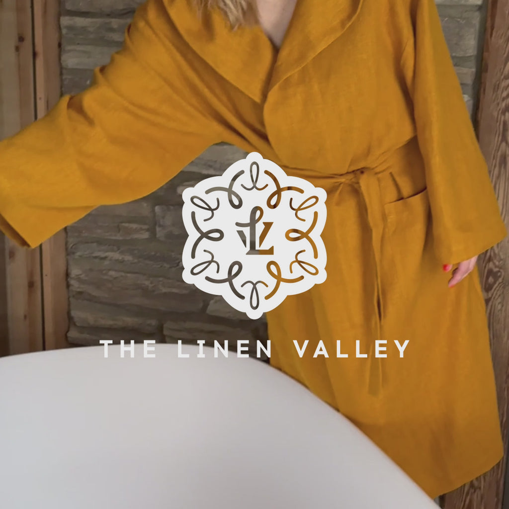 Immerse yourself in our natural linen bathrobe and enjoy the exceptional comfort and elegance, breathability of natural linen. Our linen bathrobe is designed and crafted with exceptional attention to detail, fabric and long-lasting practicality.
