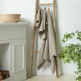 Stonewashed unbleached linen towel - Velvet Valley